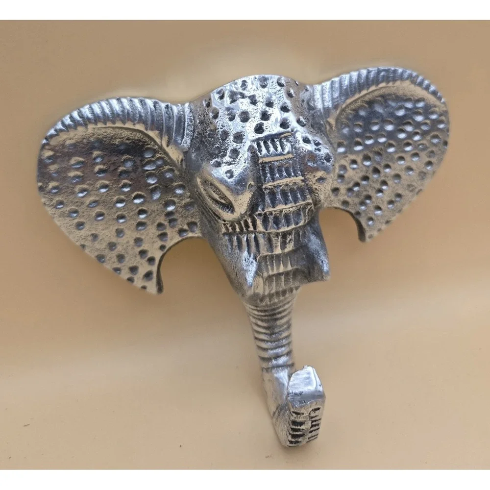 Elephant Medal‎ Wall Decor Good To Hang Things